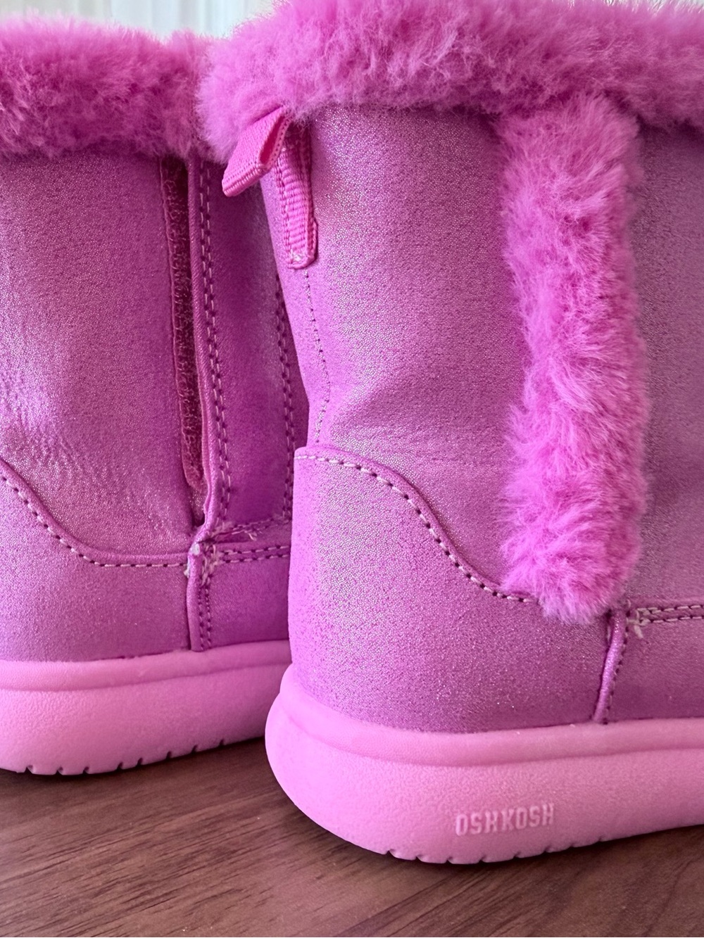 OshKosh B'gosh Pink Faux-Fur Kids Boots Toddler size 6